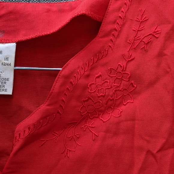 Vintage Red Embroidered Short Sleeve Button Down Blouse - Picture 9 of 16